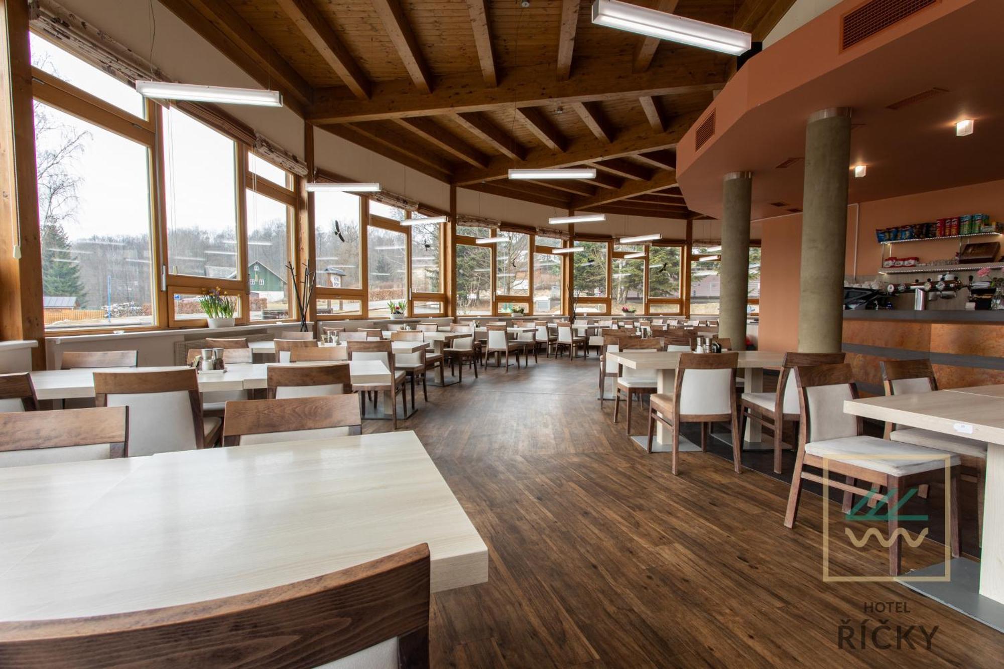 Wellness Hotel Ricky Exterior photo